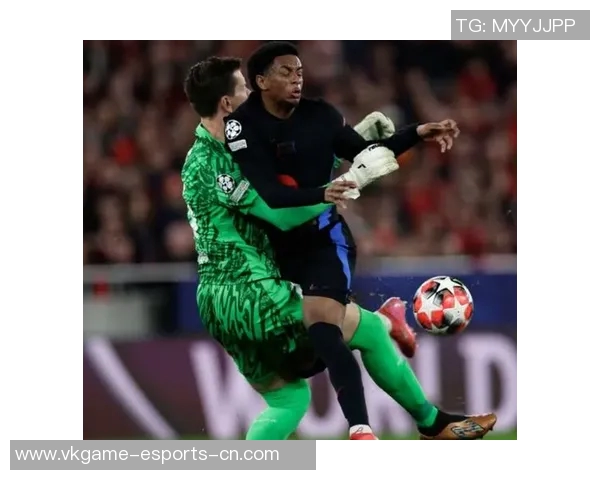 英超激战本菲卡惊险逆转巴萨全场集锦回顾