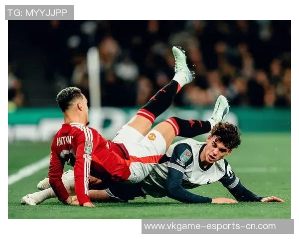 西甲激战曼联大胜热刺战术解析引发全场狂欢