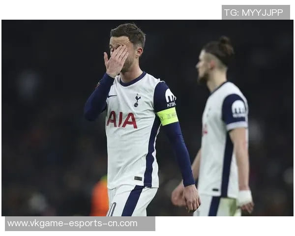 国王杯激战尤文图斯与曼联互交白卷补时进球引发全场狂欢