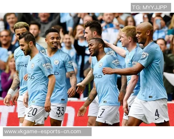 欧联杯焦点战曼城与巴萨激战成平局帽子戏法瞬间引发全场热烈反响