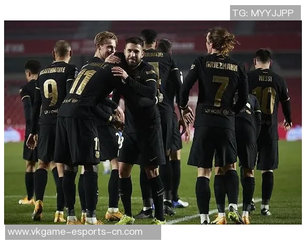 意甲历史冷门巴黎圣日耳曼逆转巴萨引爆全场激情瞬间