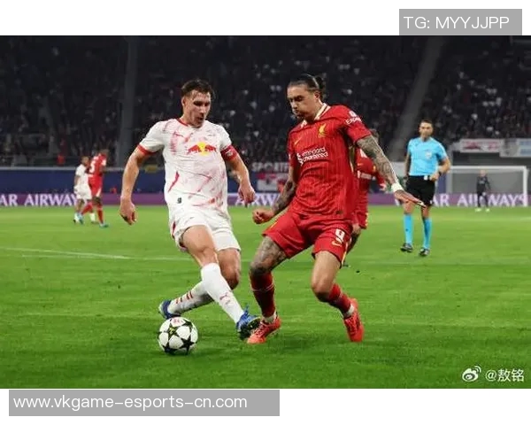 意甲激战:利物浦逆转莱比锡全场沸腾精彩瞬间回顾 意甲激战:利物浦逆转莱比锡全场沸腾精彩瞬间回顾